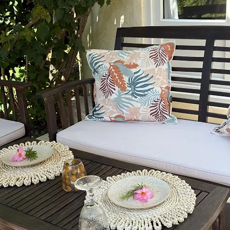 Boheme Chic, Terrasse, Parking Et Clim בית הארחה