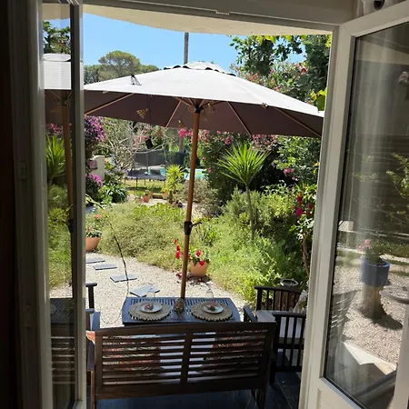 Boheme Chic, Terrasse, Parking Et Clim בית הארחה אנטיב